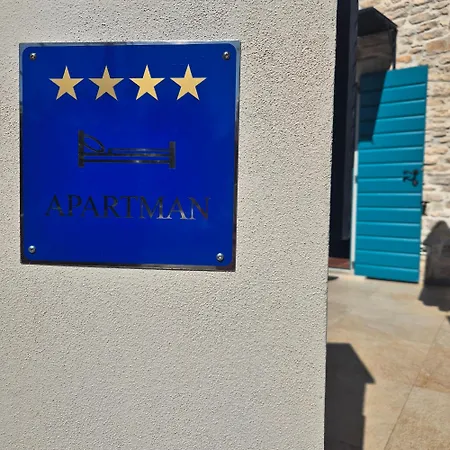 Akvamarin Stone House * Medulin