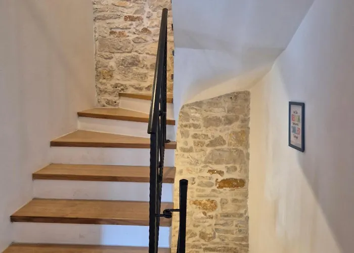 Akvamarin Stone House Medulin